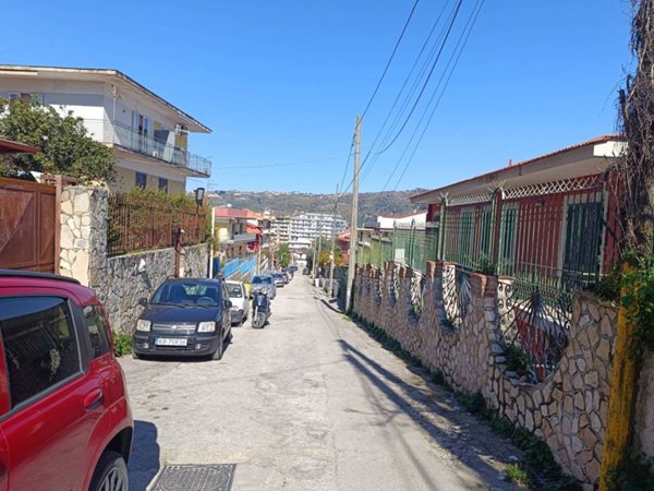 appartamento in vendita a Napoli in zona Pianura