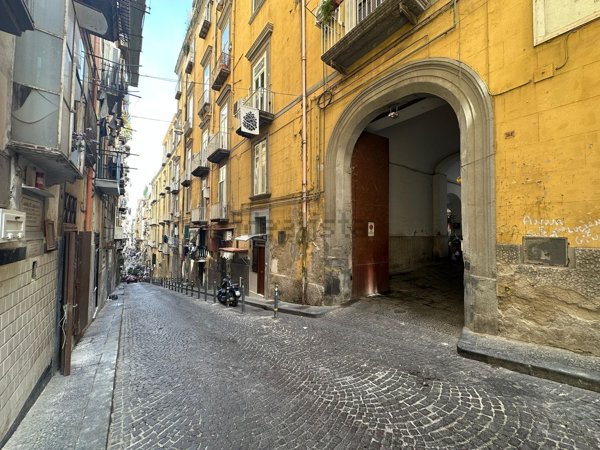 appartamento in vendita a Napoli