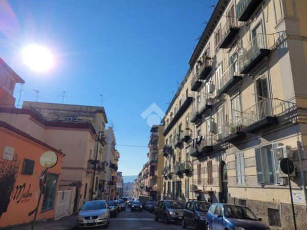 appartamento in vendita a Napoli in zona Bagnoli