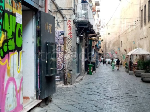 quadrivano in vendita a Napoli in zona Centro Antico
