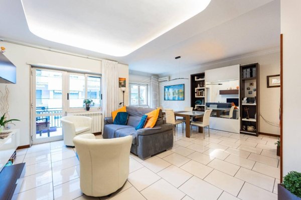 appartamento in vendita a Napoli in zona Vomero