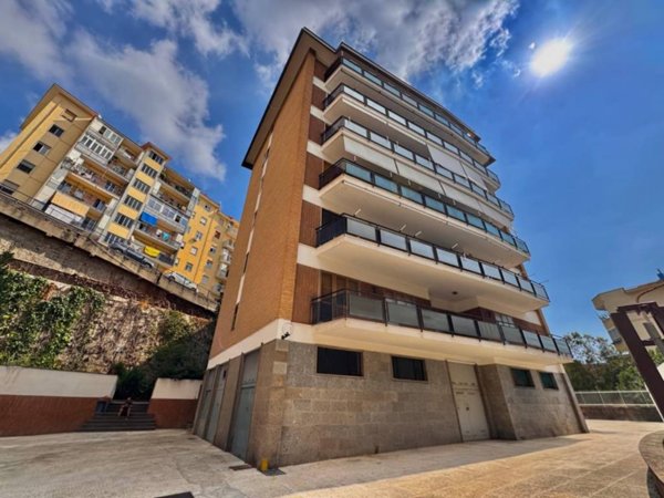 appartamento in vendita a Napoli in zona Arenella