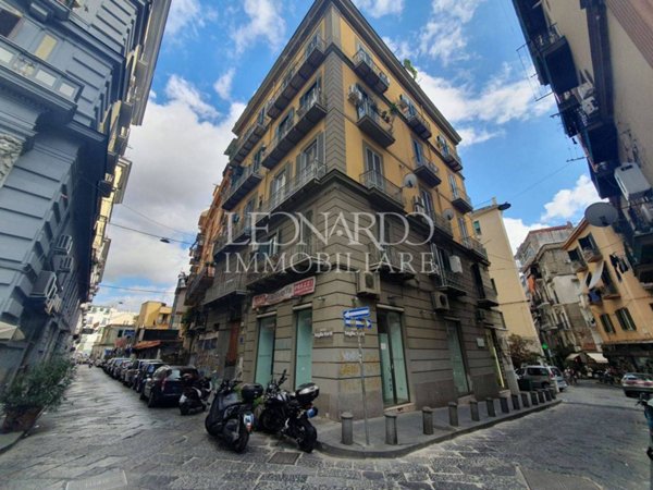 appartamento in vendita a Napoli in zona Pendino / San Giuseppe