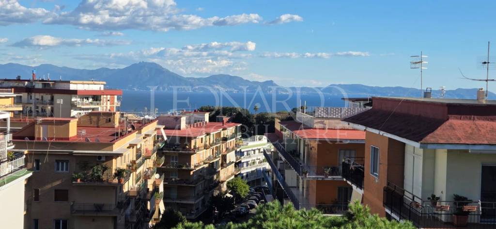 appartamento in vendita a Napoli in zona Capodimonte / Colli Aminei