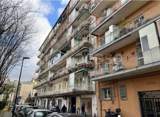 appartamento in vendita a Napoli in zona Pianura