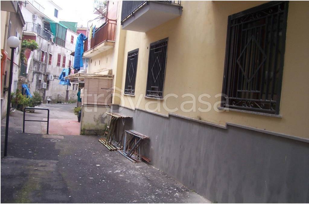 negozio in vendita a Napoli