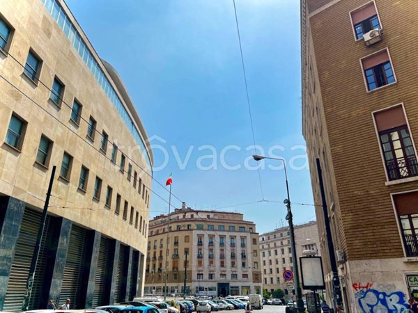 locale commerciale in vendita a Napoli in zona Montecalvario