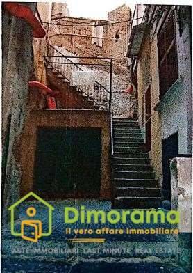 appartamento in vendita a Napoli in zona Mercato