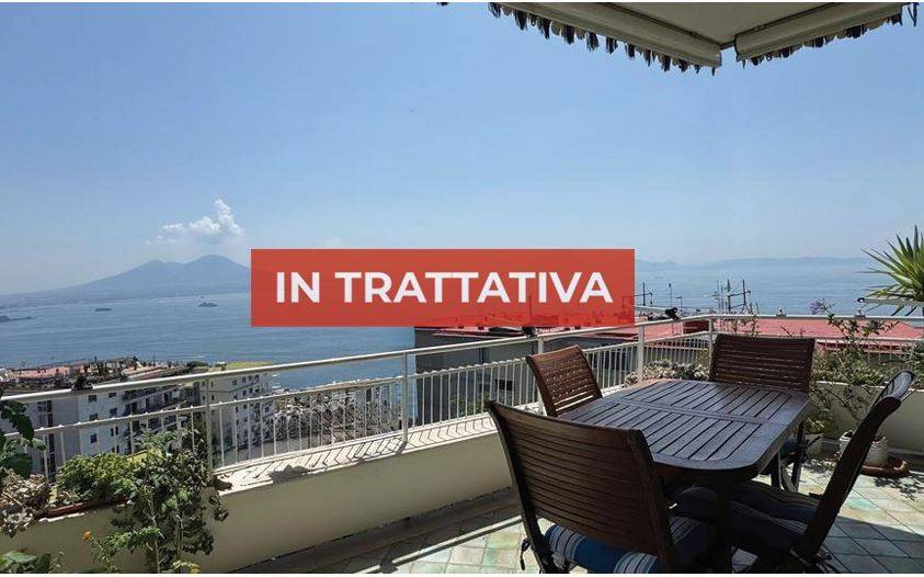 appartamento in vendita a Napoli in zona Posillipo