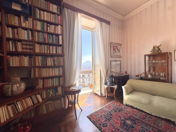 appartamento in vendita a Napoli in zona Arenella