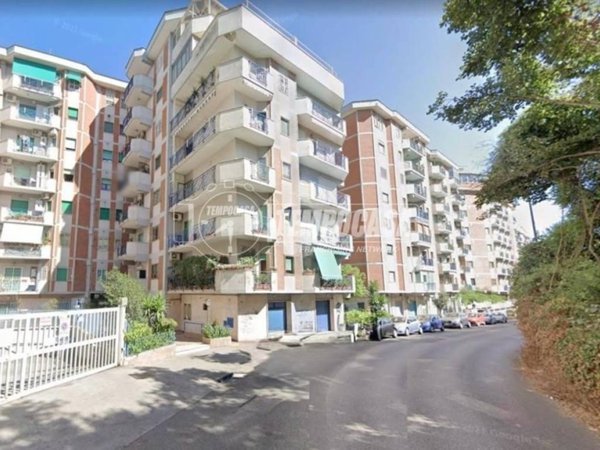 appartamento in vendita a Napoli in zona Arenella