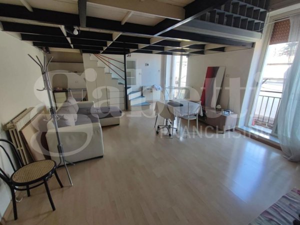 appartamento in vendita a Napoli in zona Stella