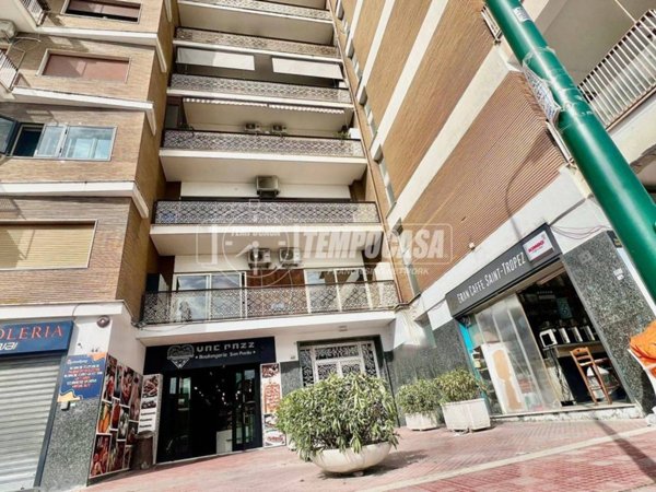 appartamento in vendita a Napoli in zona Fuorigrotta