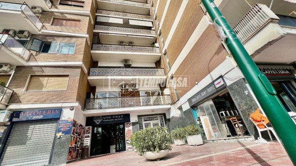 appartamento in vendita a Napoli in zona Fuorigrotta