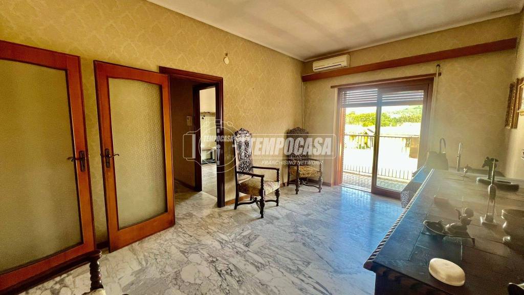 appartamento in vendita a Napoli in zona Fuorigrotta