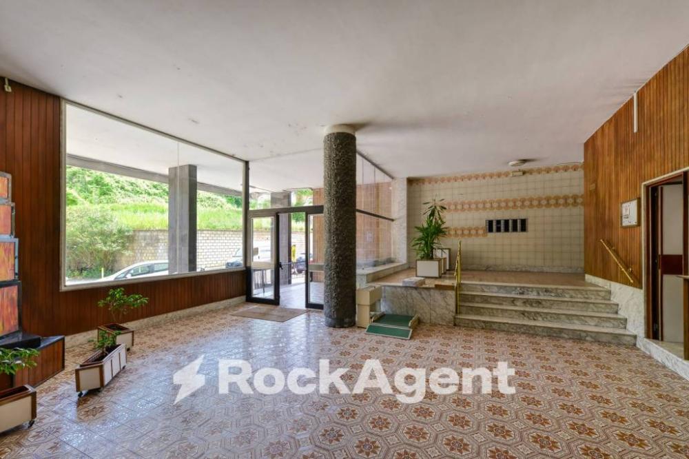 appartamento in vendita a Napoli