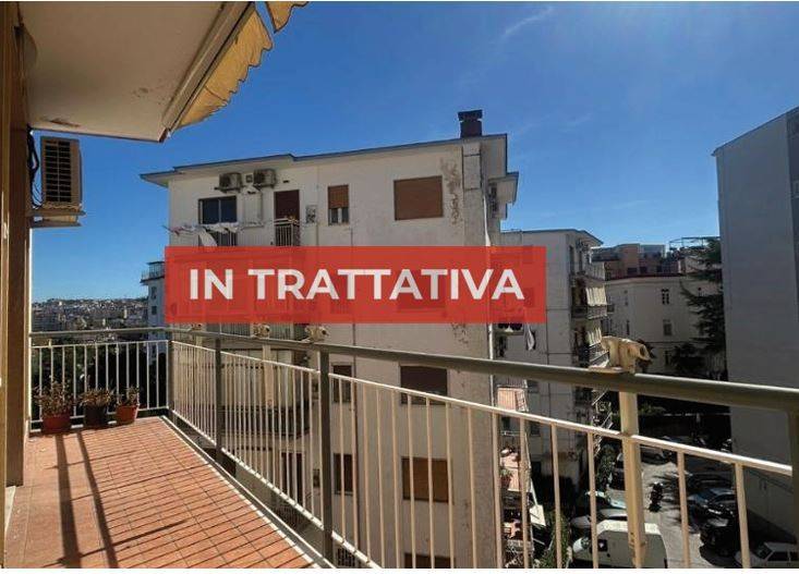appartamento in vendita a Napoli in zona Posillipo