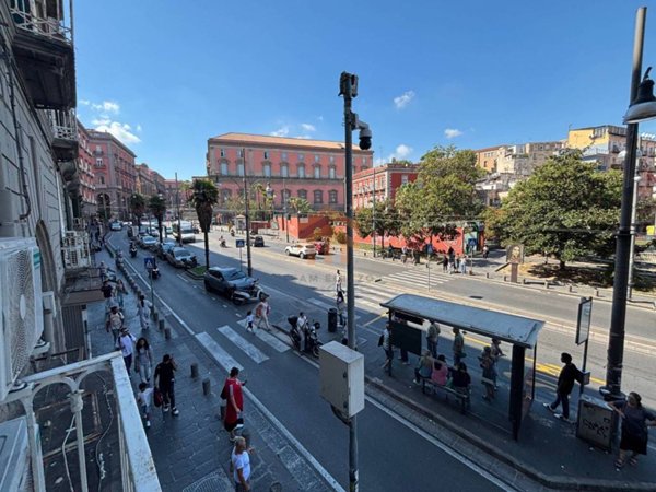 appartamento in vendita a Napoli in zona Stella