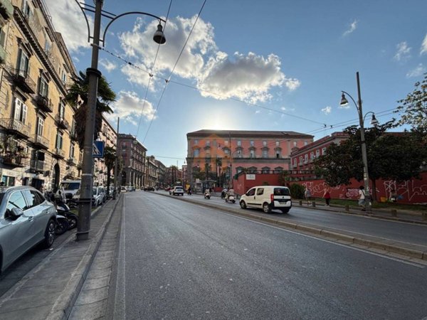 appartamento in vendita a Napoli in zona Stella