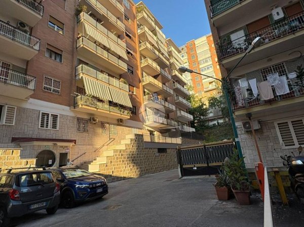 appartamento in vendita a Napoli in zona Vomero
