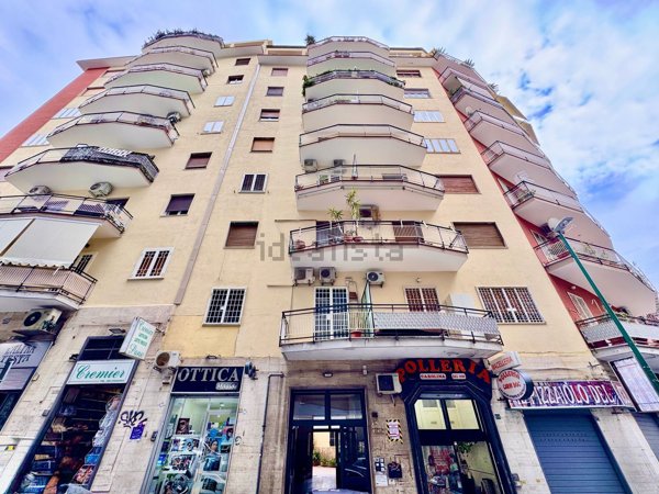 appartamento in vendita a Napoli in zona Arenella