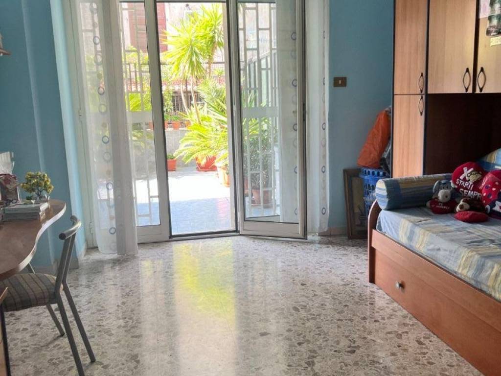 appartamento in vendita a Napoli in zona Arenella