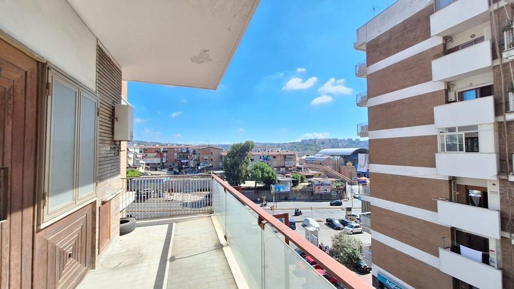appartamento in vendita a Napoli in zona Bagnoli