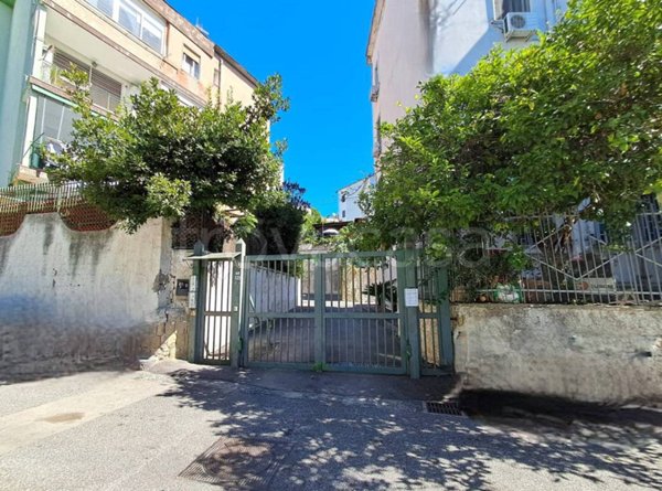 appartamento in vendita a Napoli in zona Bagnoli