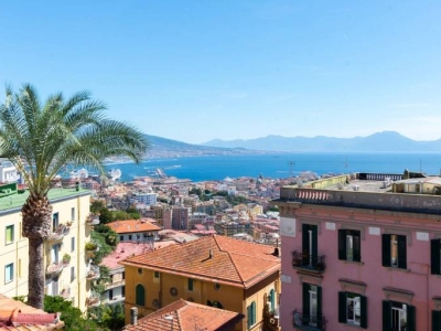 appartamento in vendita a Napoli in zona Vomero