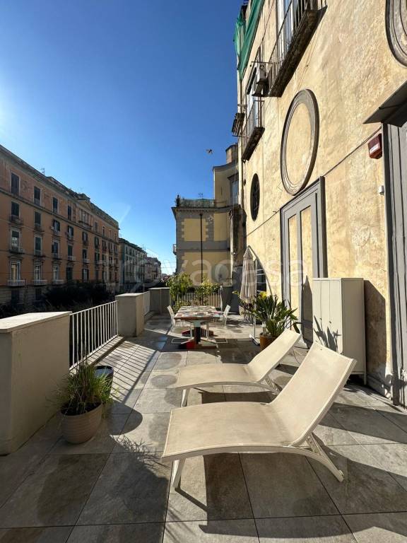 appartamento in vendita a Napoli in zona Stella