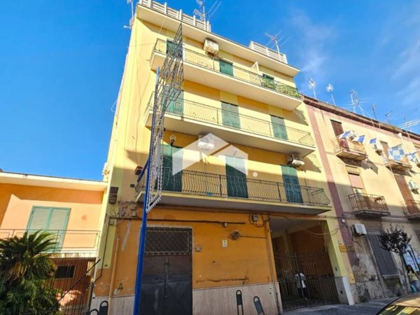 appartamento in vendita a Napoli in zona Barra