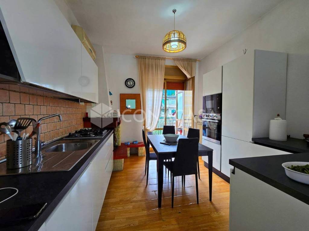 appartamento in vendita a Napoli in zona Pianura