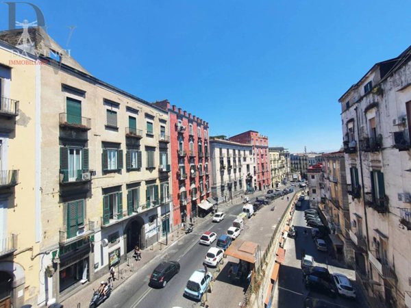 appartamento in vendita a Napoli in zona Avvocata