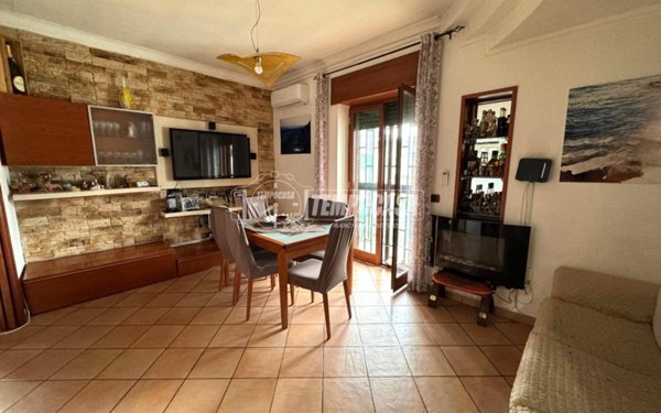 appartamento in vendita a Napoli in zona Bagnoli