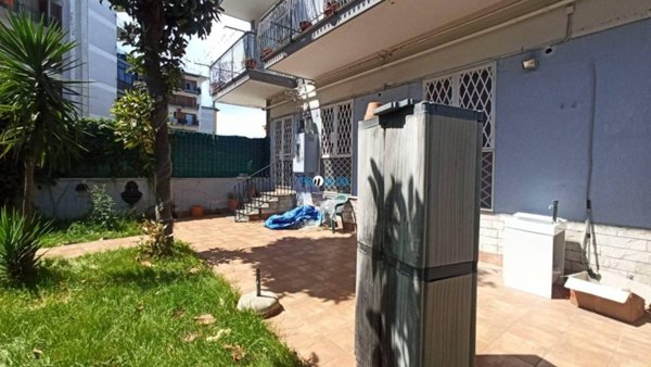 appartamento in vendita a Napoli in zona Pendino / San Giuseppe