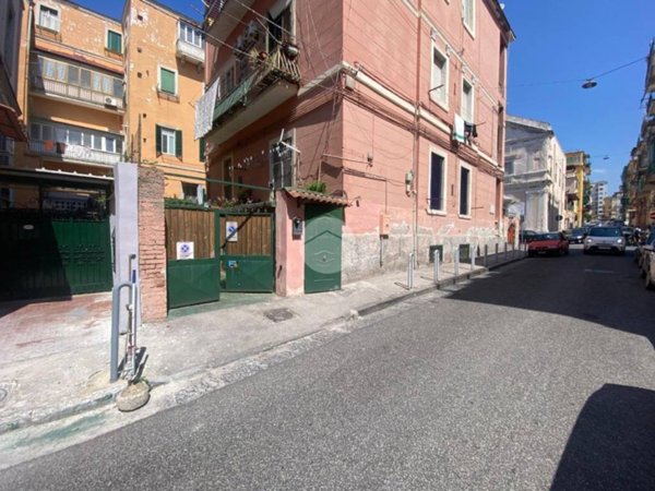 ufficio in vendita a Napoli in zona Bagnoli
