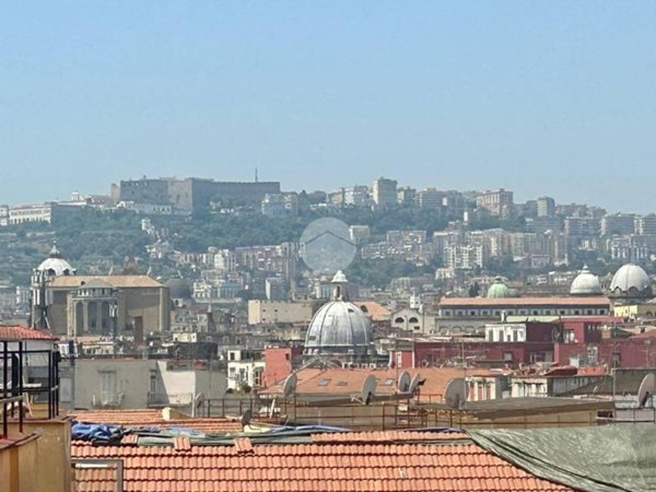 appartamento in vendita a Napoli in zona Vicaria