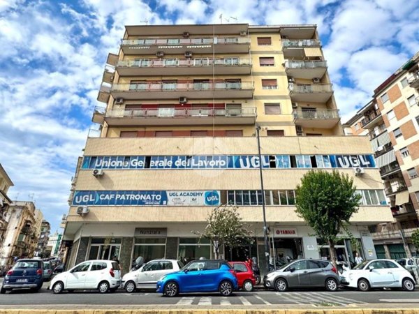 appartamento in vendita a Napoli in zona Vicaria