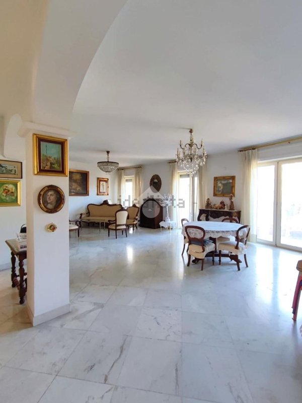 appartamento in vendita a Napoli
