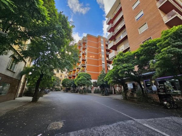negozio in vendita a Napoli