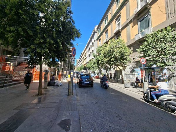 negozio in vendita a Napoli