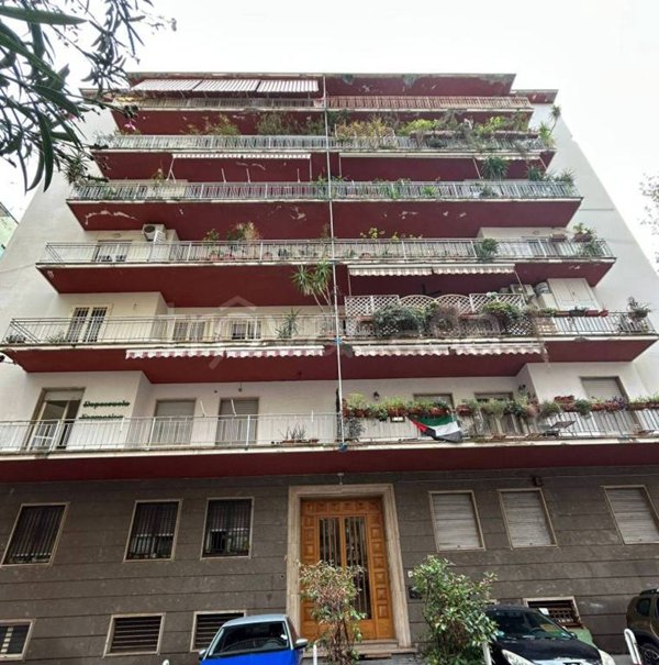 appartamento in vendita a Napoli in zona Vomero