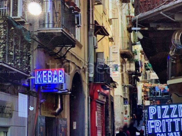 appartamento in vendita a Napoli in zona Montecalvario