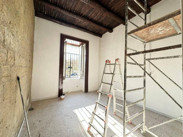 appartamento in vendita a Napoli in zona Stella