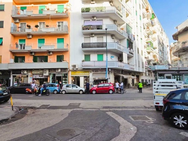 appartamento in vendita a Napoli in zona Fuorigrotta