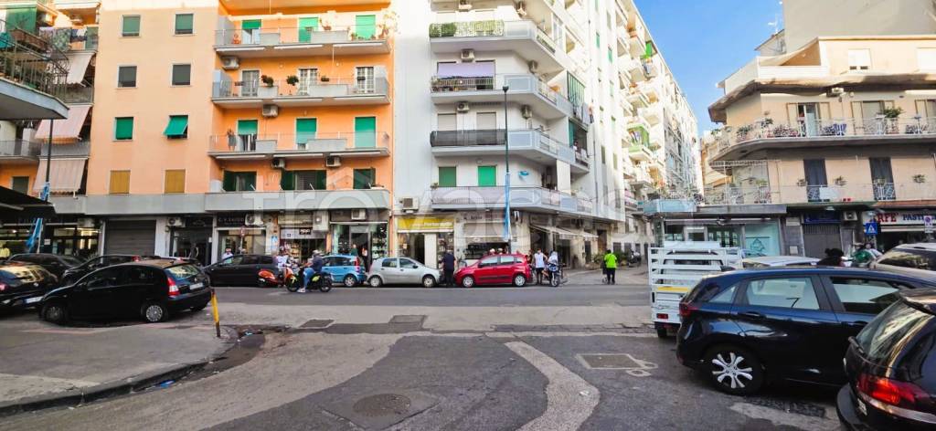 appartamento in vendita a Napoli in zona Fuorigrotta
