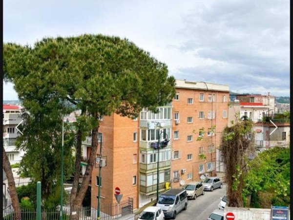 appartamento in vendita a Napoli in zona Posillipo