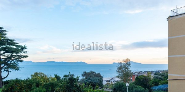 appartamento in vendita a Napoli in zona Posillipo