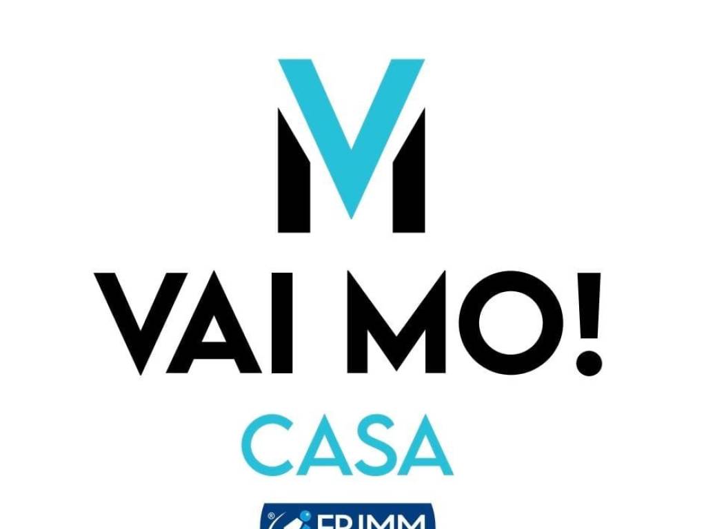 appartamento in vendita a Napoli in zona San Carlo all'Arena