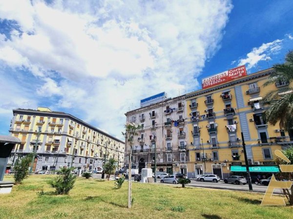 appartamento in vendita a Napoli in zona Vicaria